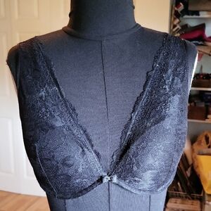 Elegant Black Lace Bra 32d